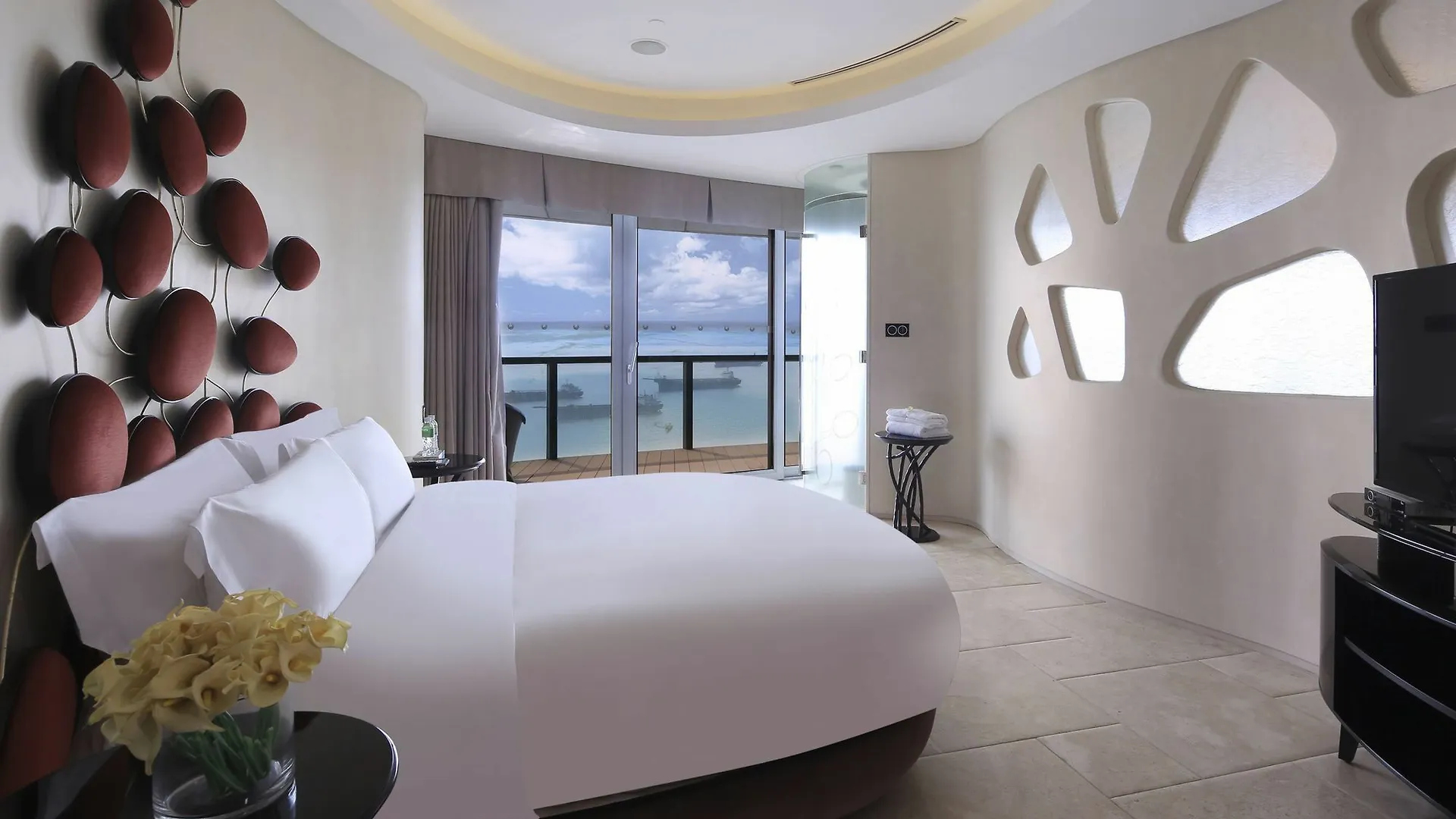 Phoenix Island Ocean Dream Resort Sanya 4*,